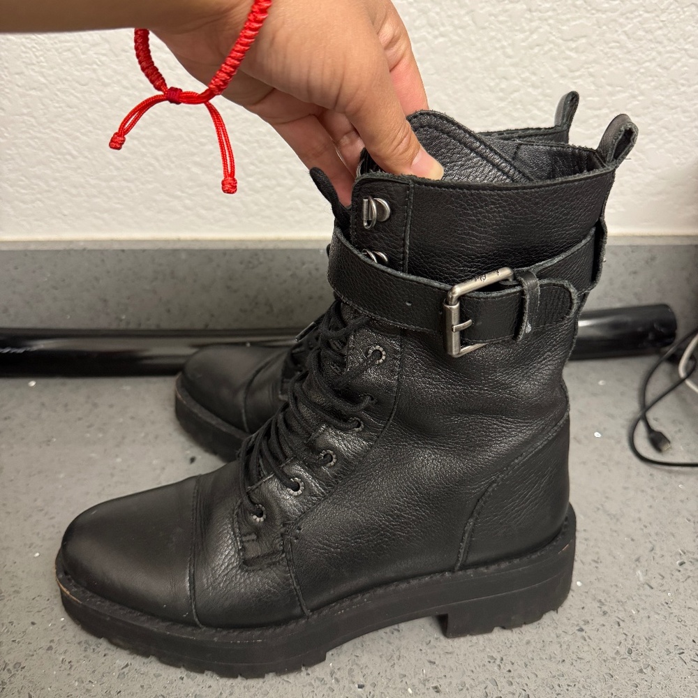 Combat boots